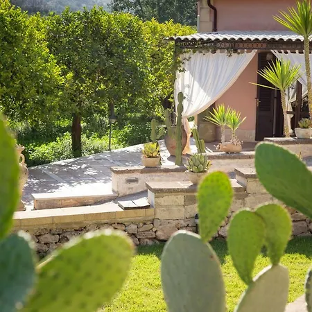 Alloggio per agriturismo Valle Degli Dei Agriresort *